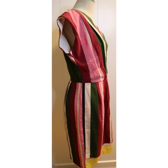 Slate and Willow Dress Size 8 100% Silk Approximate Measurements Chest 21" - Picture 9 of 11